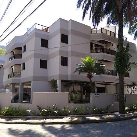 Apartamento A 100 M Da Praia Grande Ubatuba Buitenkant foto